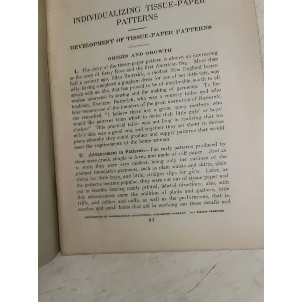 1926 Woman's Institute Individualizing‎ Tissue-Paper Patterns Sewing Booklet 403